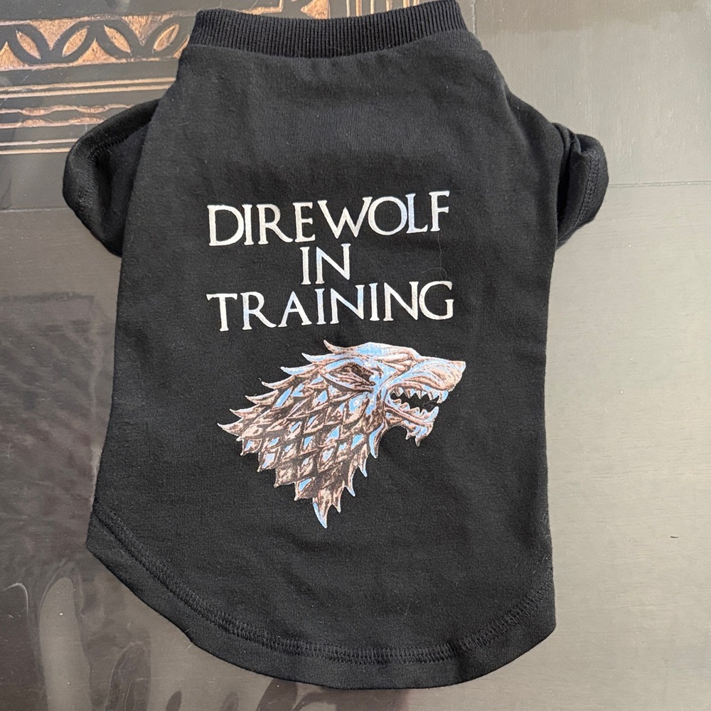 Game of Thrones Black Direwolf in Training Dog Shirt XS